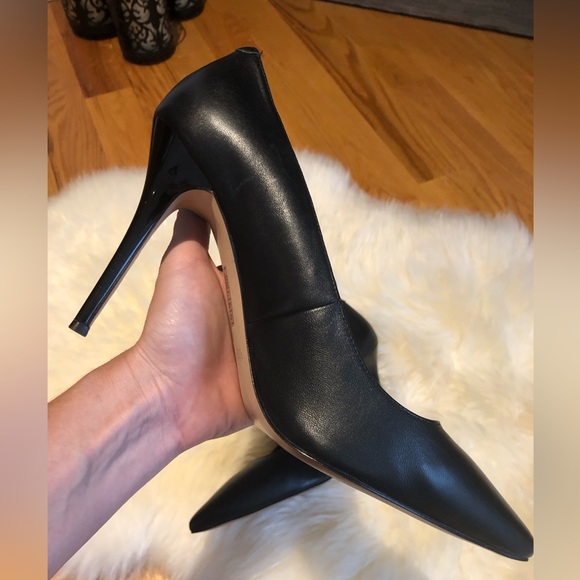 WHBM black heels, sz 10 - Picture 9 of 9